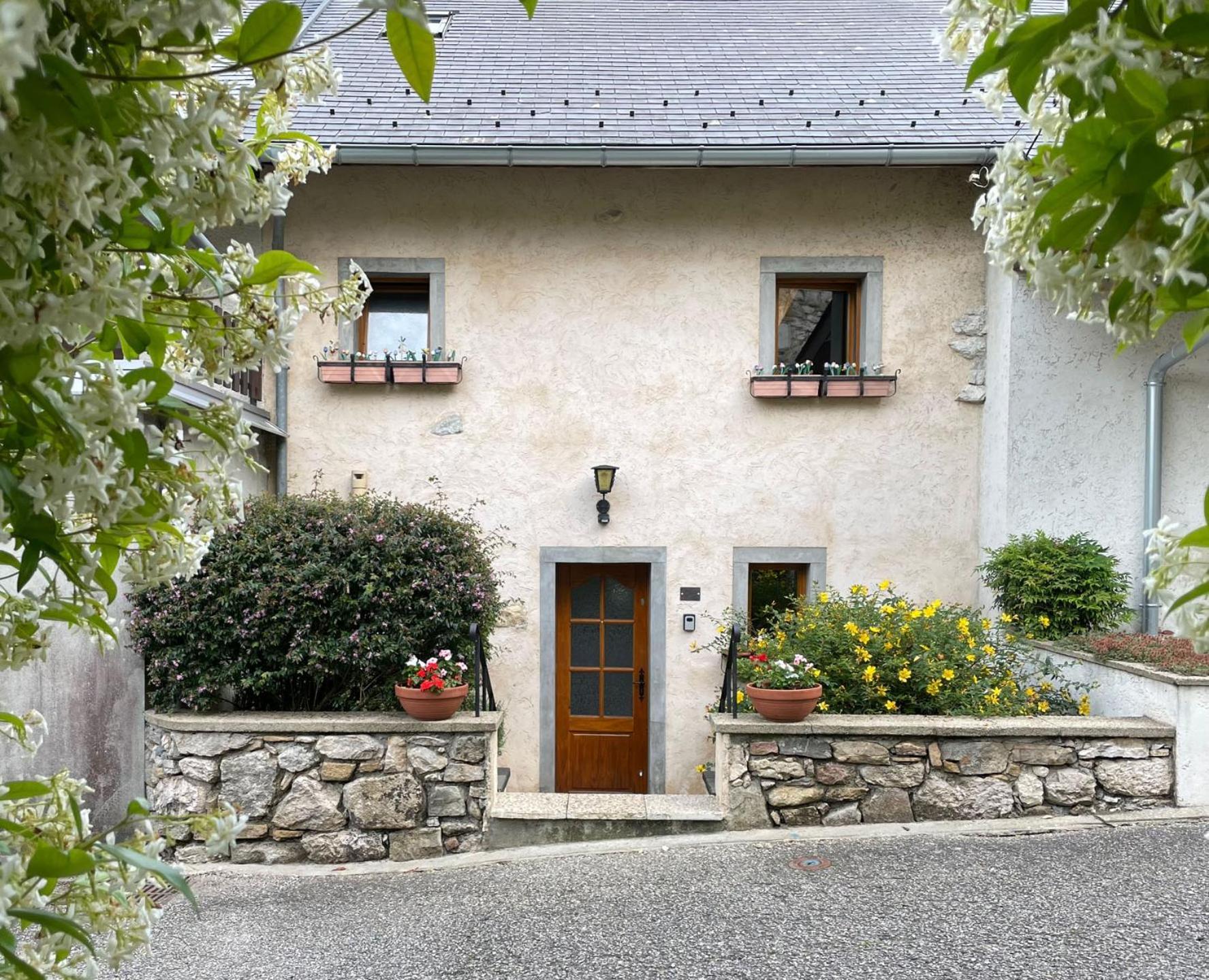 Gite, Close To Hautecombe Abbey, Lac Du Bourget Grumeau Buitenkant foto